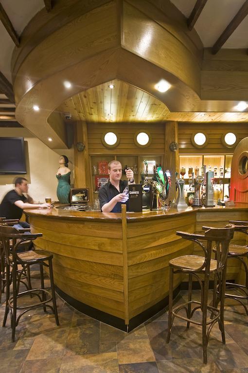 海滩酒店及餐厅 道宁斯 外观 照片